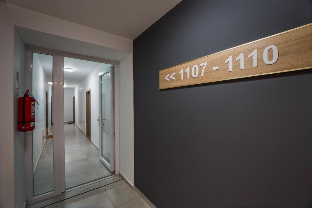 No. 11 - The Penthouse In City Center Oradea Exteriör bild