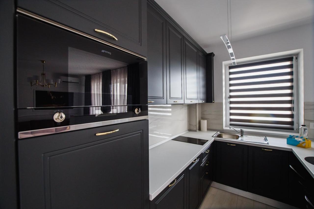 No. 11 - The Penthouse In City Center Oradea Exteriör bild